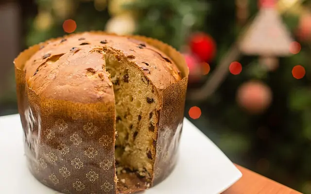 Panettone and pandoro