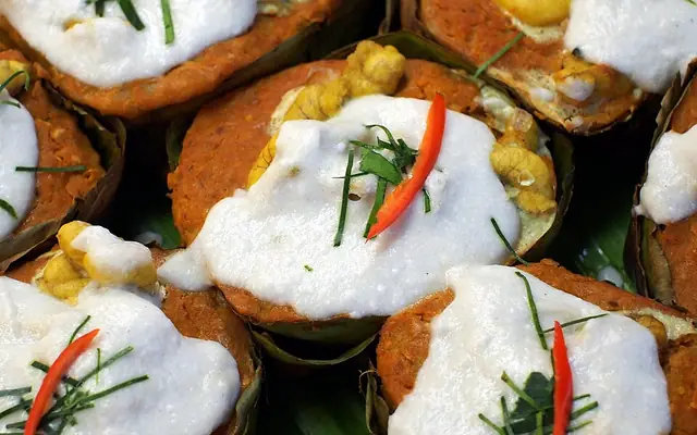 Hor mok (steamed curry)