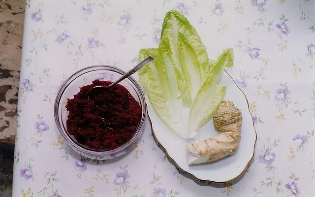 Maror (bitter herbs)