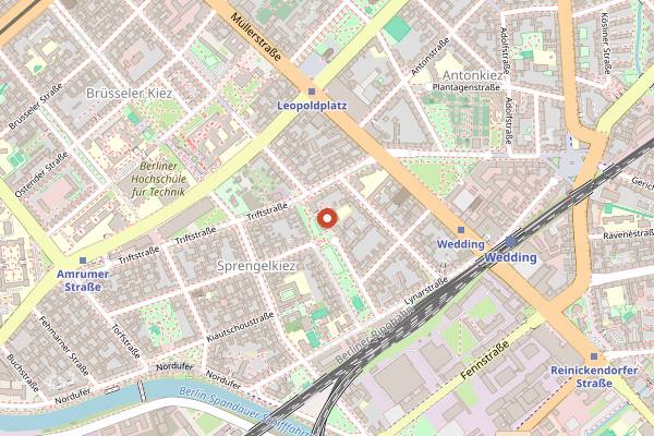 Map showing Eschenbraeu in Berlin