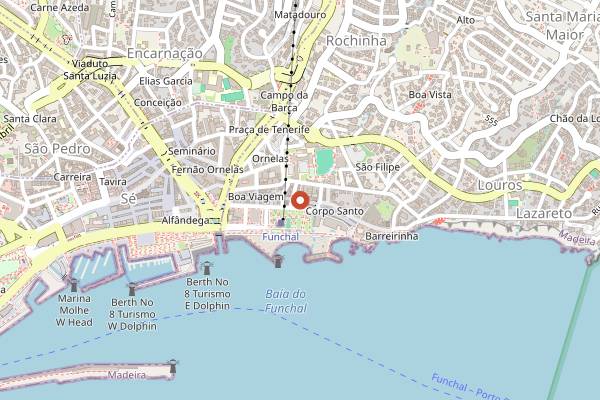 Map showing Gavião Novo in Funchal