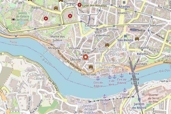 Map showing Pinguim Cafe in Porto