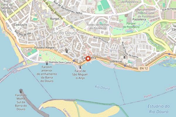 Map showing Camélia - Brunch Garden in Porto
