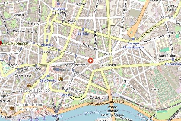 Map showing Cafe Santiago in Porto