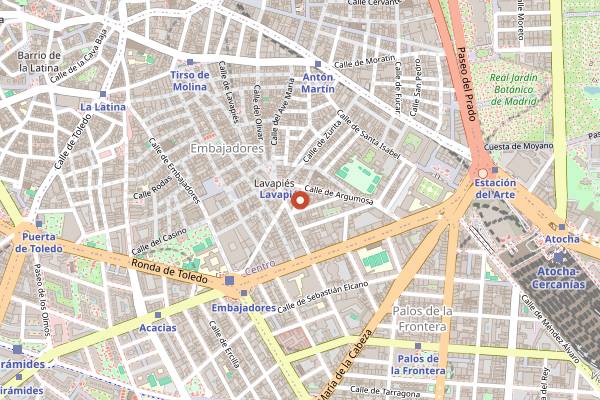Map showing Okashi Lavapies in Madrid