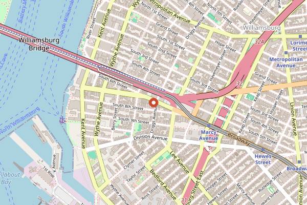 Map showing Peter Luger Steak House in Brooklyn