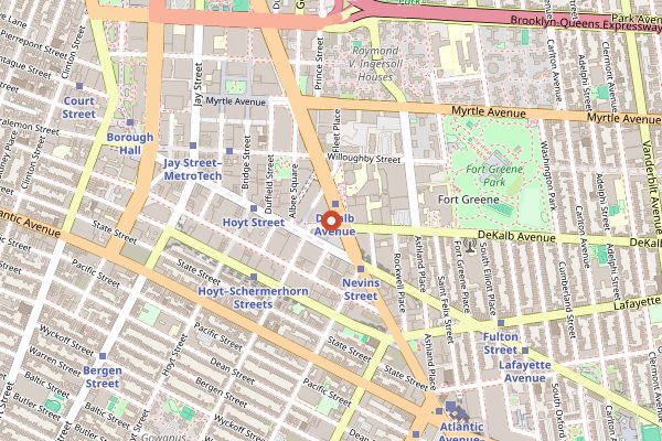 Map showing Junior's Restaurant in New York City