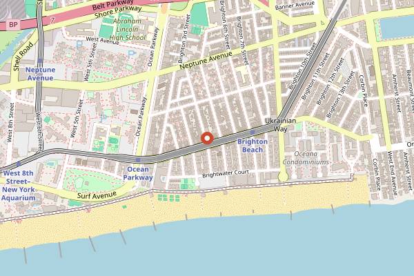 Map showing Twins hot dogs in New York City